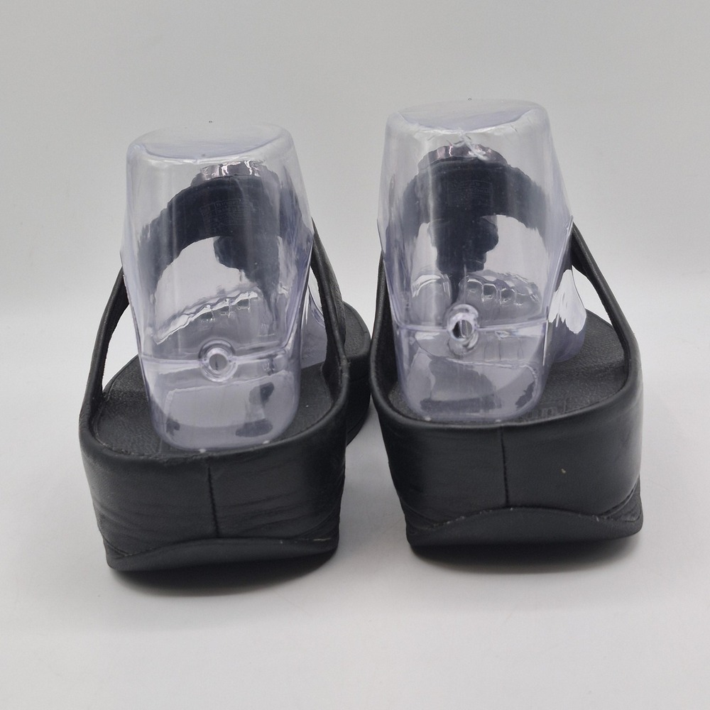 FitFlop Sandals Womens Size 8 Black Thong Medallion Microwobbleboard 142-001 - Picture 8 of 12